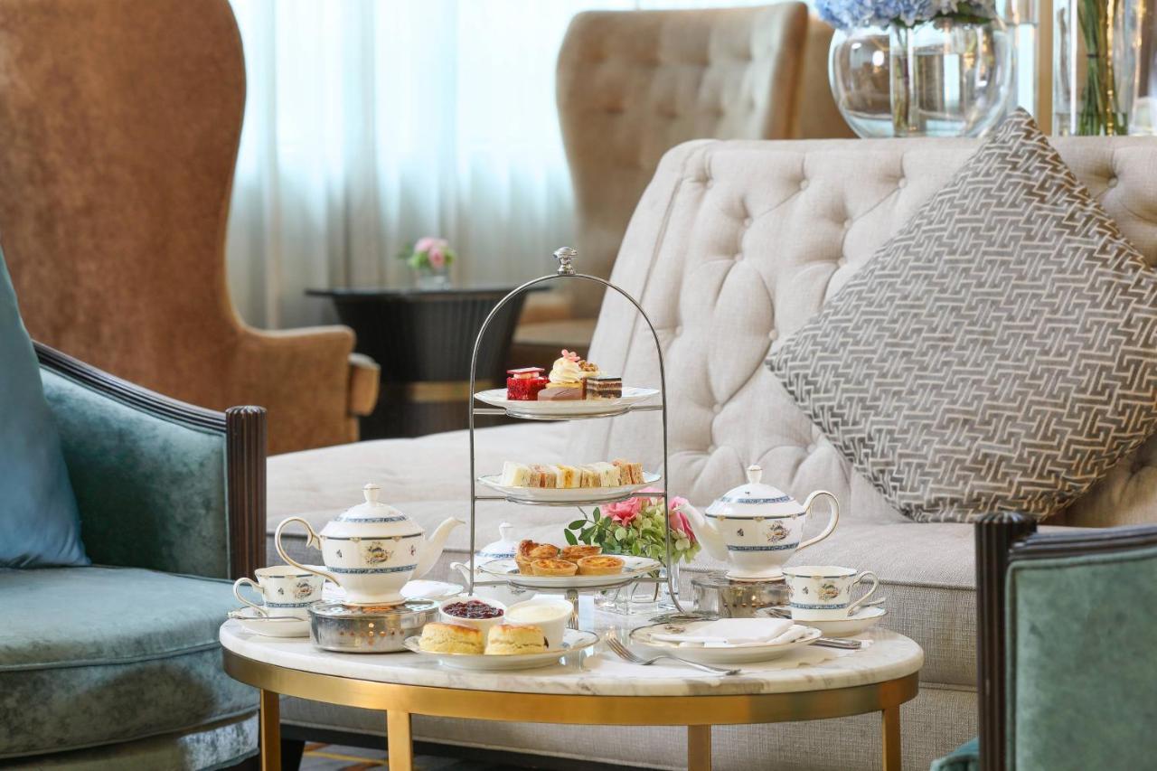 Hotel The Ritz-Carlton, Kuala Lumpur Exterior foto Afternoon tea at The St. Regis Istanbul